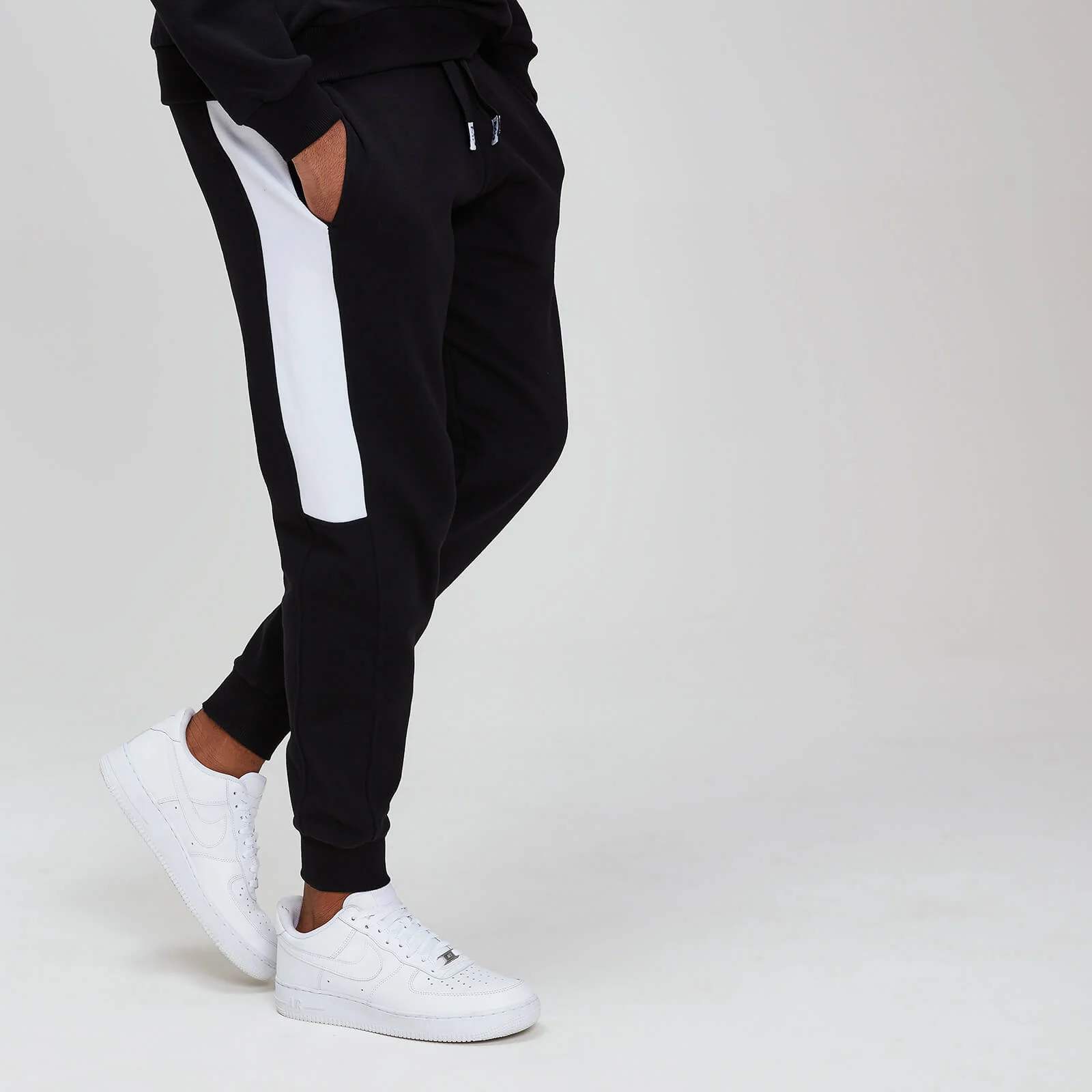 MP Rest Day Men's Stripe Joggers - Black - XS Image 1