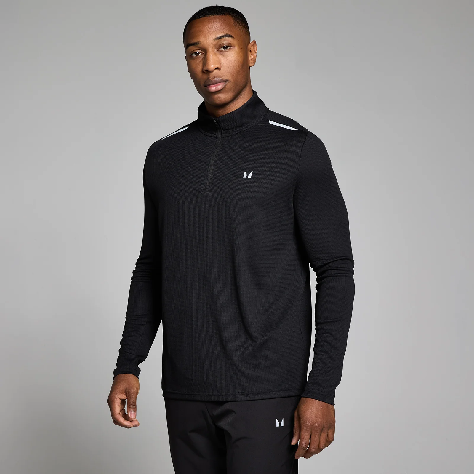 MP Men's Active Gridded 1/4 Zip - Black - XS Image 1