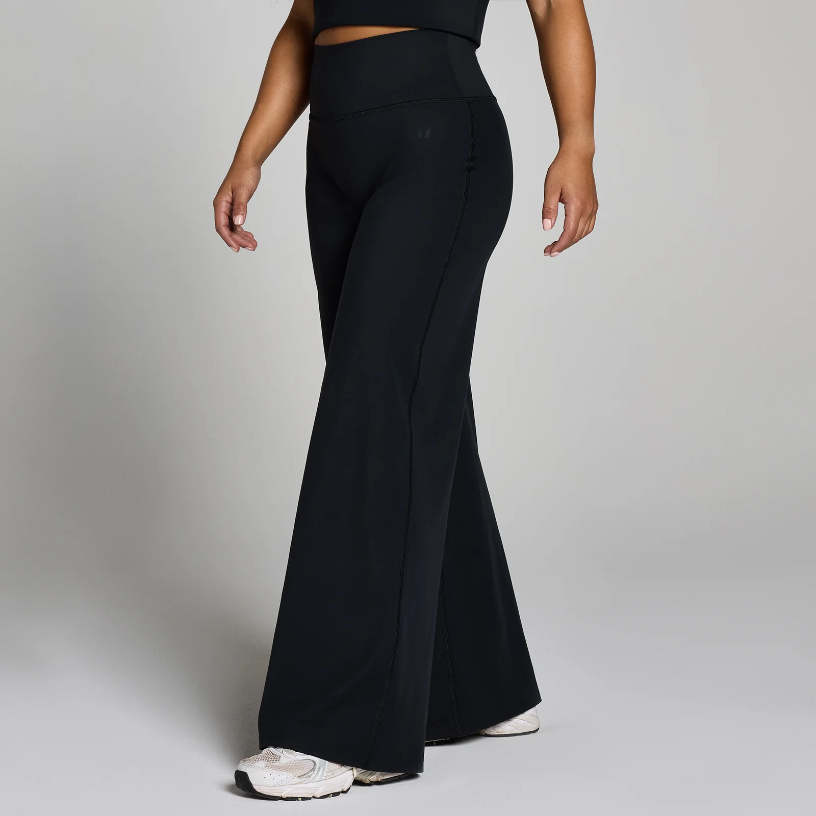 MP Women's Petite Tempo Wide Leg Trousers - Black - XS Image 1
