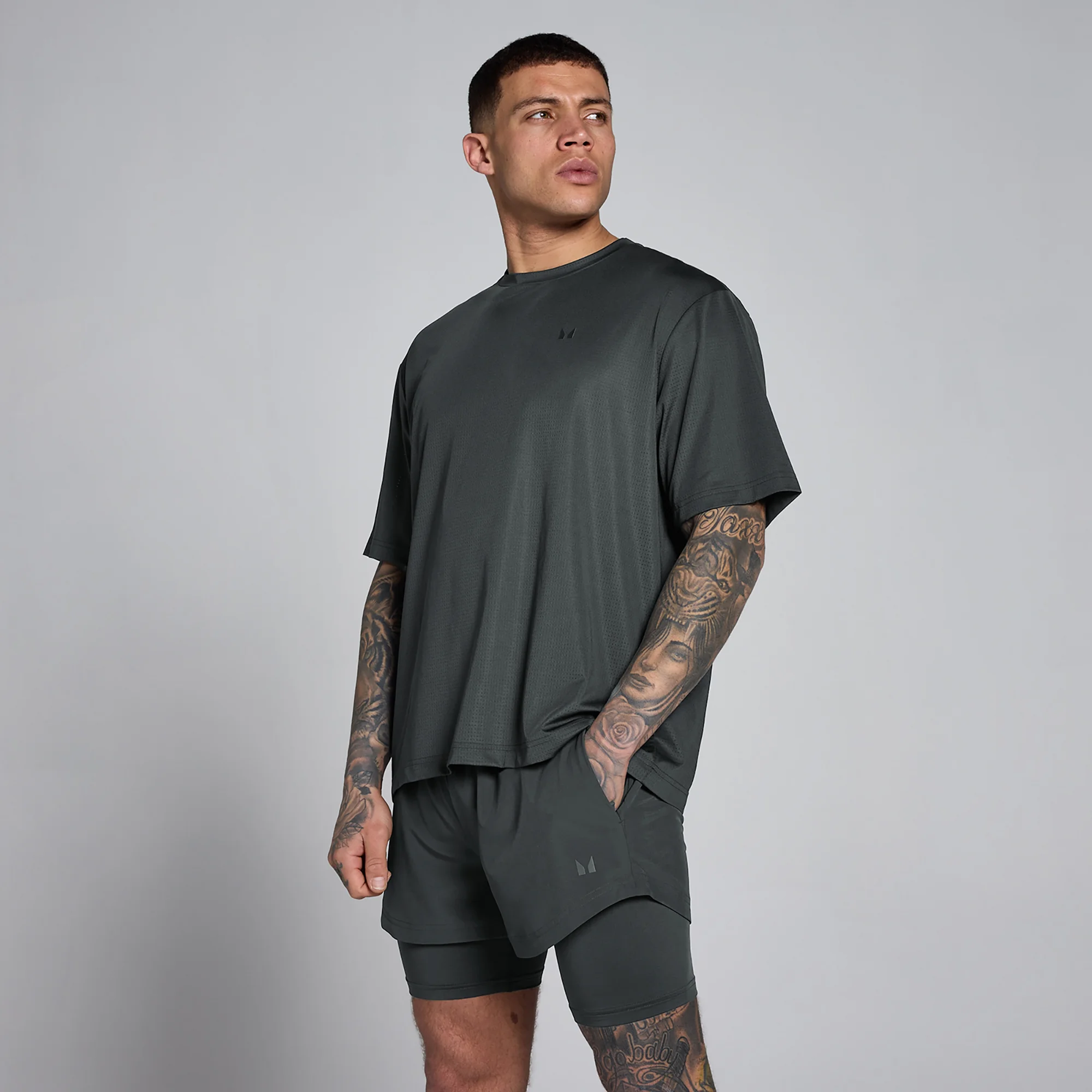 MP Men's Hybrid Oversized Mesh T-Shirt - Washed Black - M Image 1