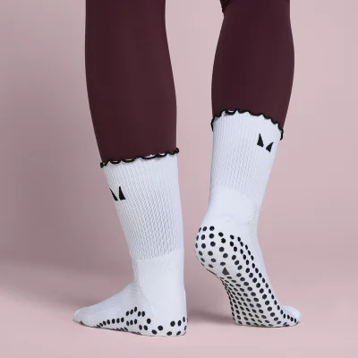 MP Frilly Pilates Socks (2 pack) - Black/White - UK 6-8 Image 7